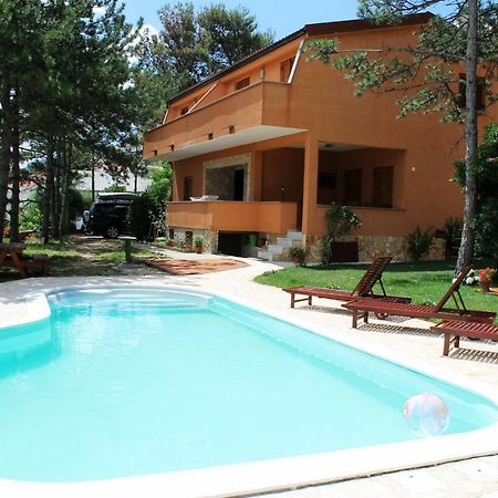 Apartments Lili I Baska  Exterior photo